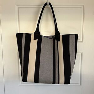 Rothy’s Lightweight Tote